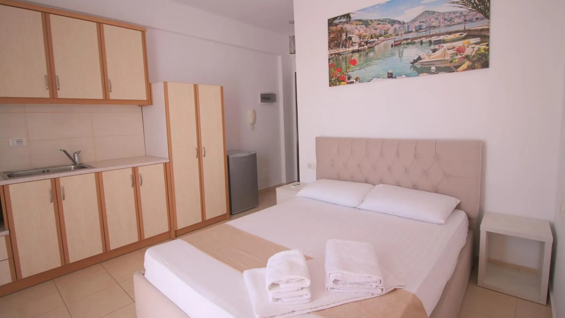Ar Apartments Saranda