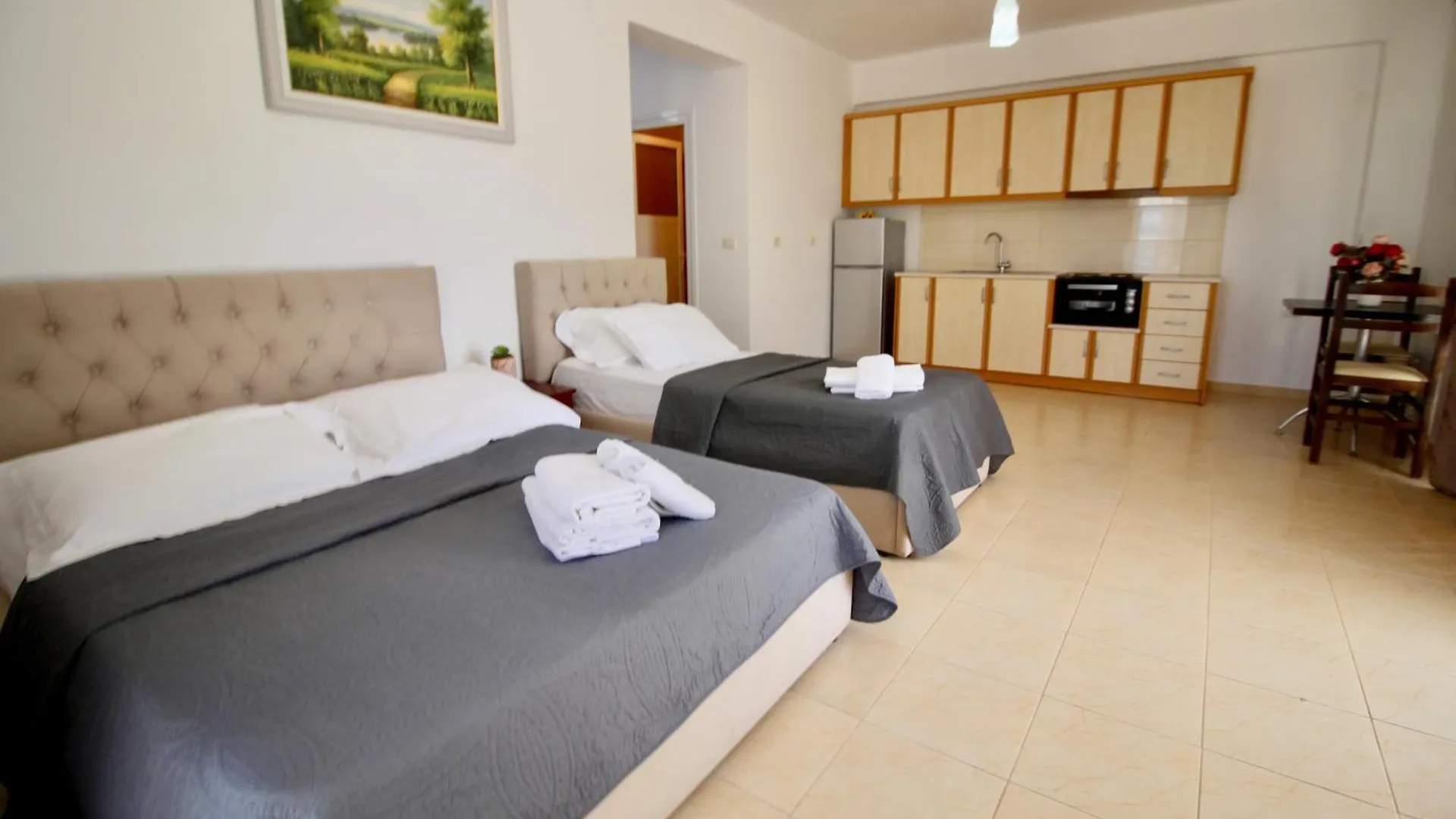 Ar Apartments Saranda