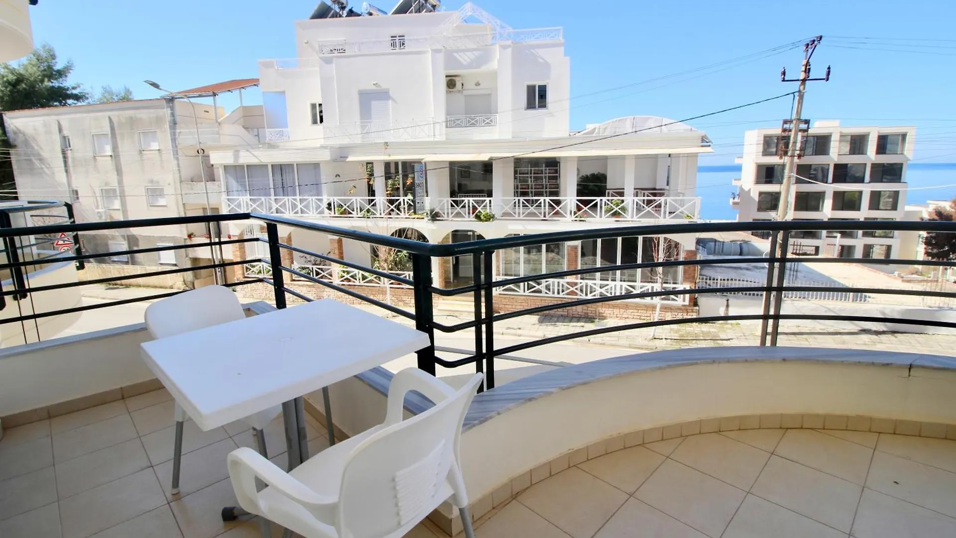 Ar Apartments Saranda