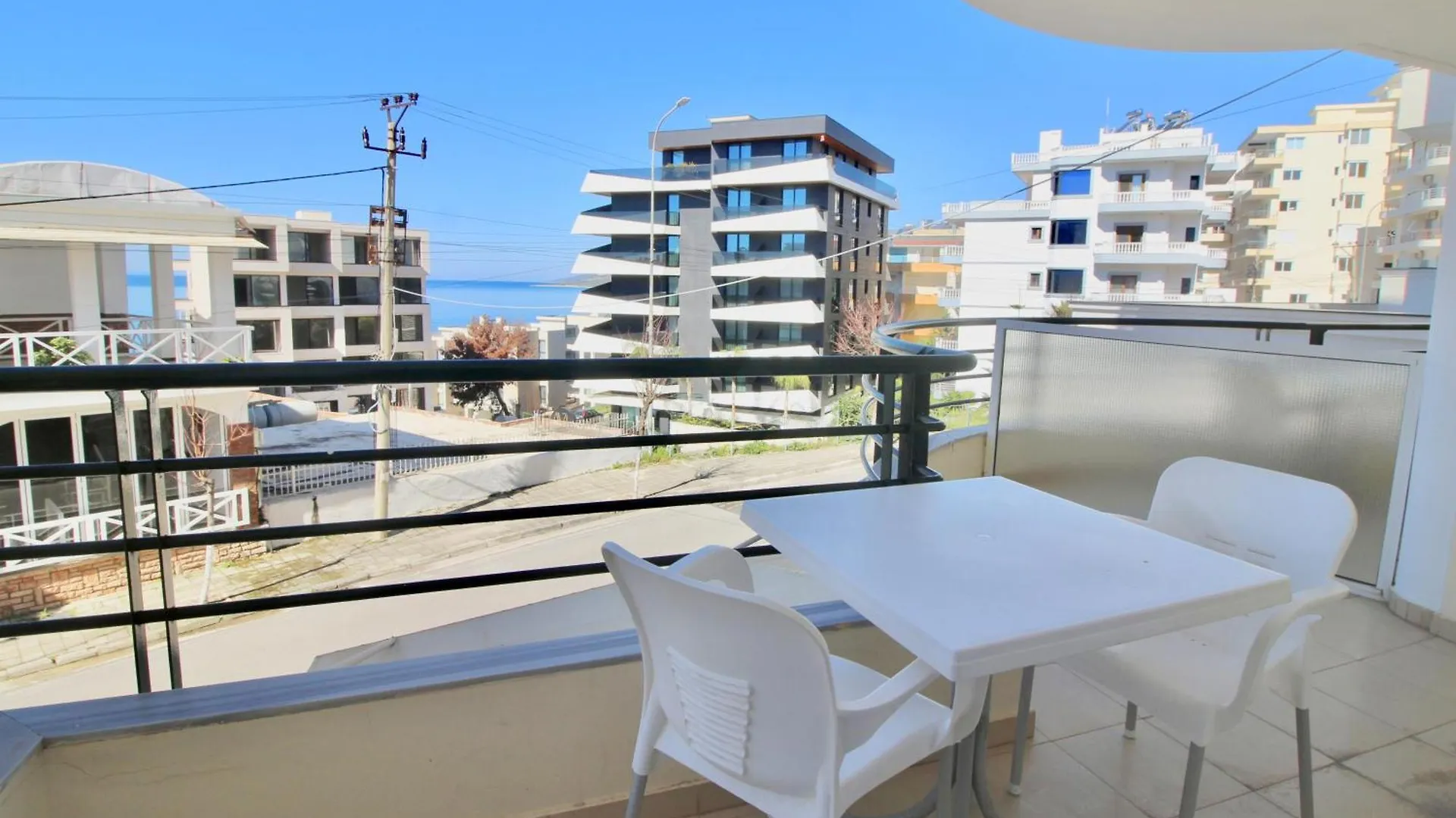 Ar Apartments Saranda