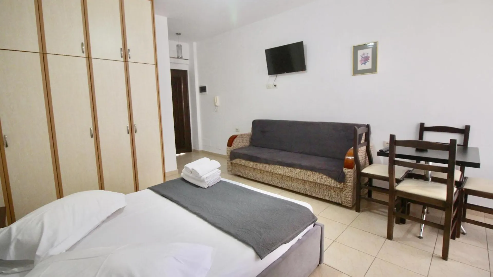 Ar Apartments Saranda Albanie