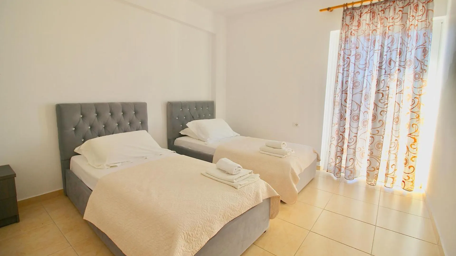 Ar Apartments Saranda Albanie
